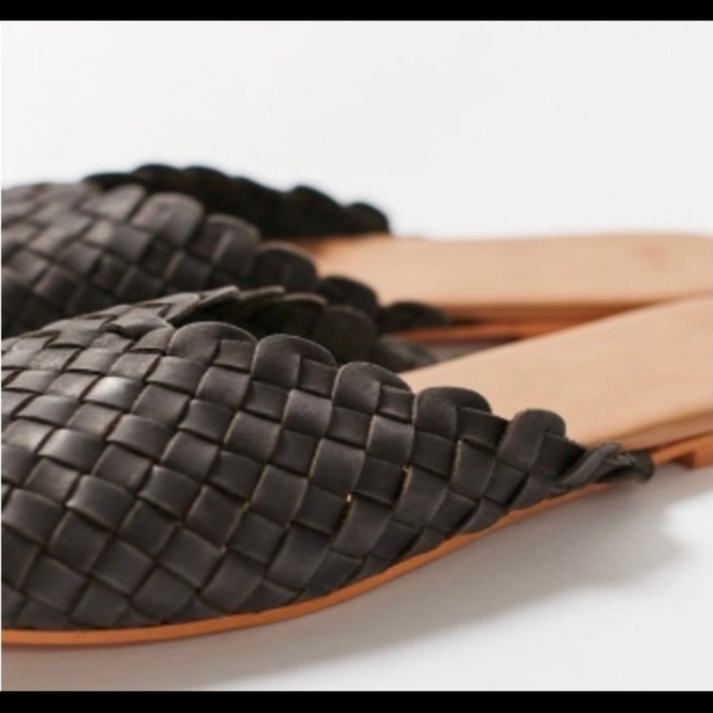 UO Leather Woven Mules black sz 6 - Picture 3 of 5